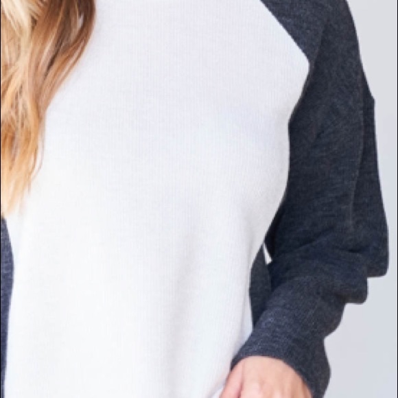 HEATHER CHARCOAL & white colorblock long sleeve TOP, NWT - Picture 10 of 16